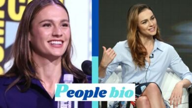 sophie skelton